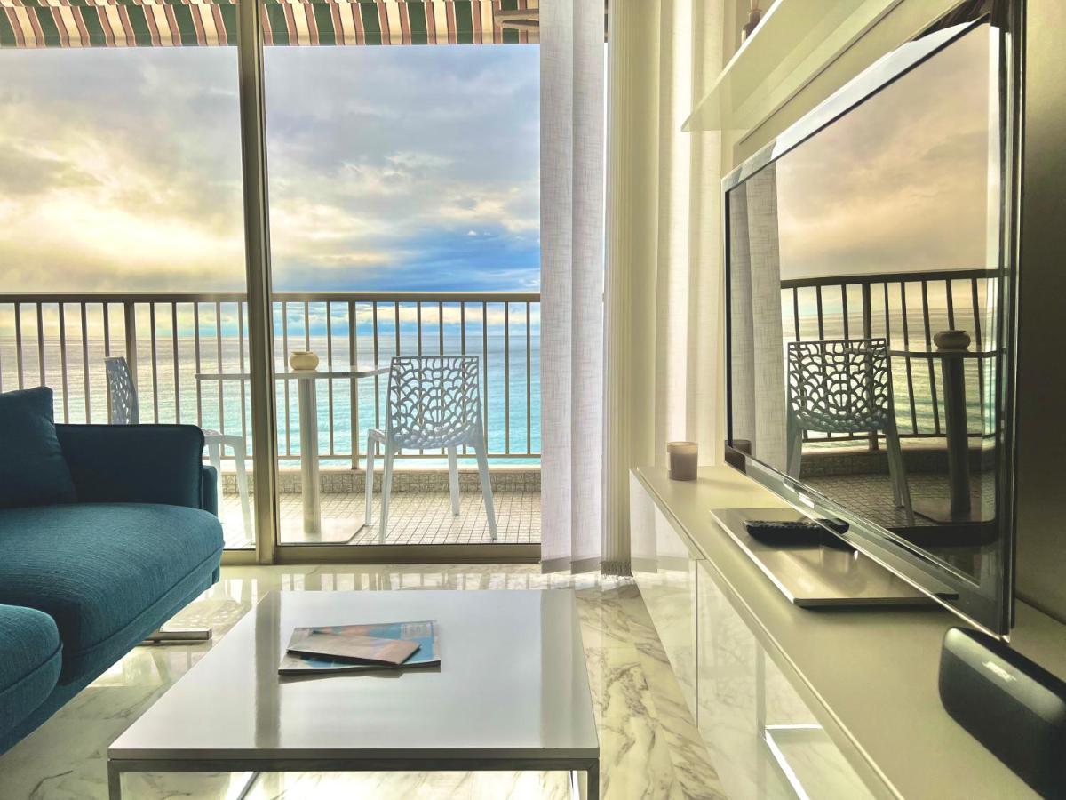Seaviews By Jenni Menton, La Suite, Superbe Front De Mer, Top Emplacement Avec Terrasse Et Parking! Екстер'єр фото