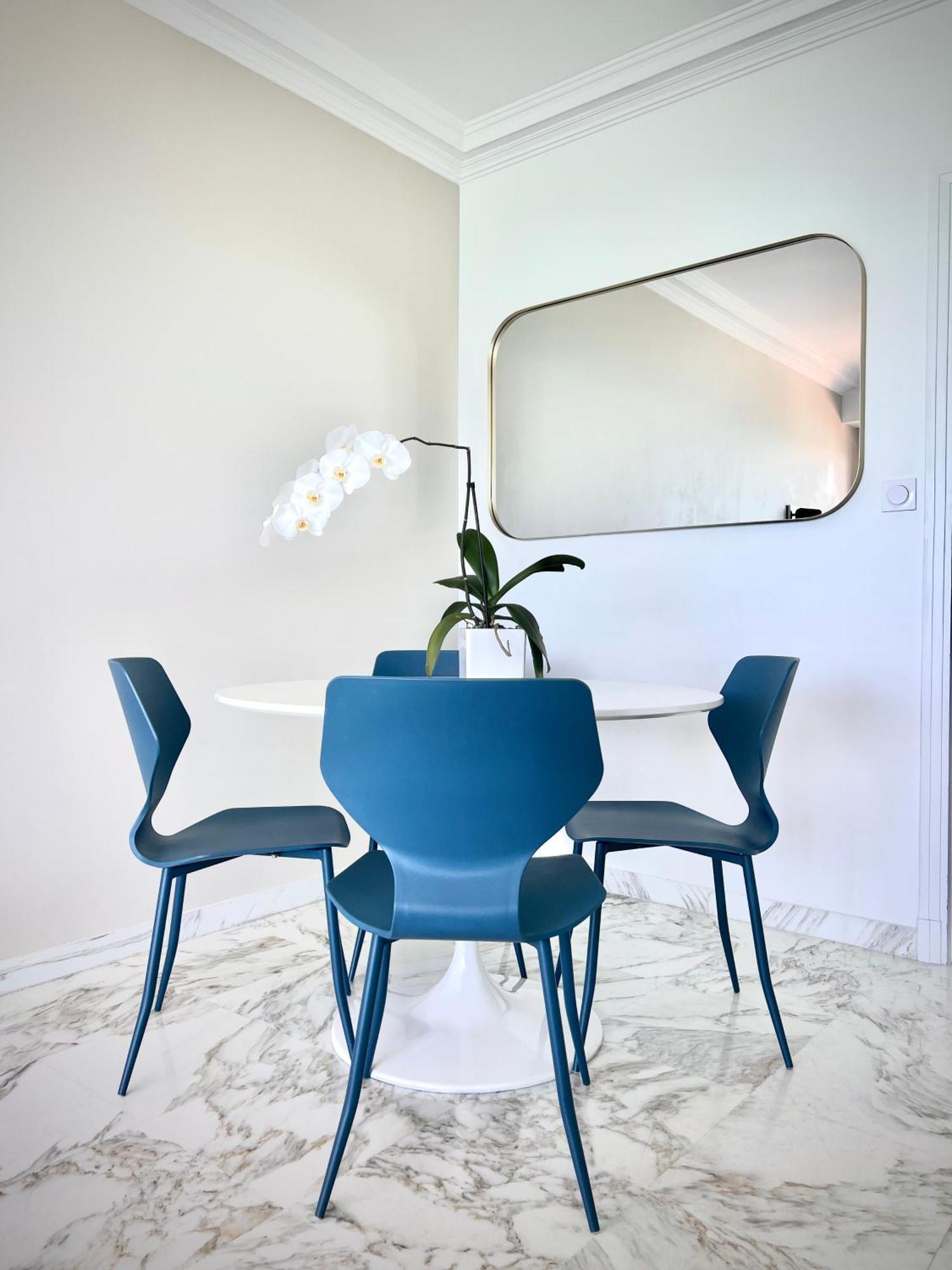 Seaviews By Jenni Menton, La Suite, Superbe Front De Mer, Top Emplacement Avec Terrasse Et Parking! Екстер'єр фото